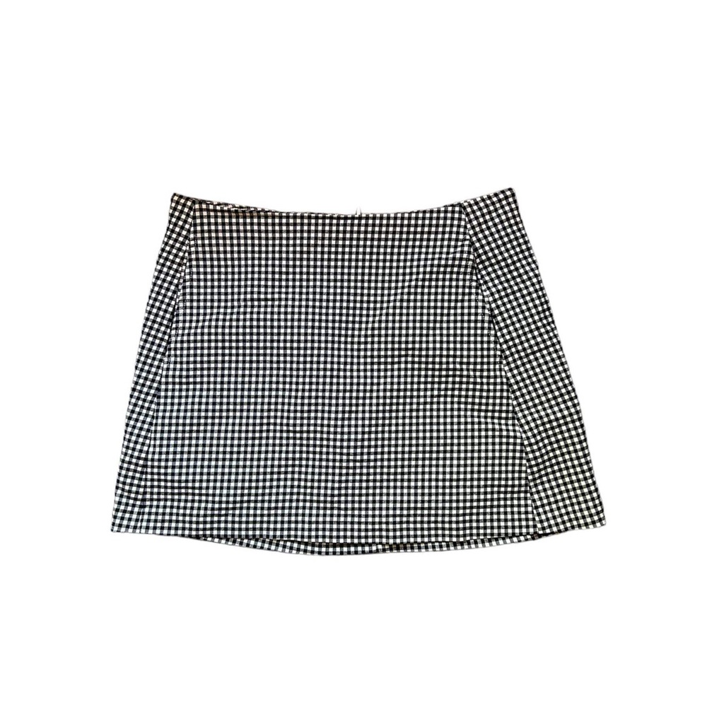 Urban Outfitters High Waisted Black & White Gingham Mini Skirt medium